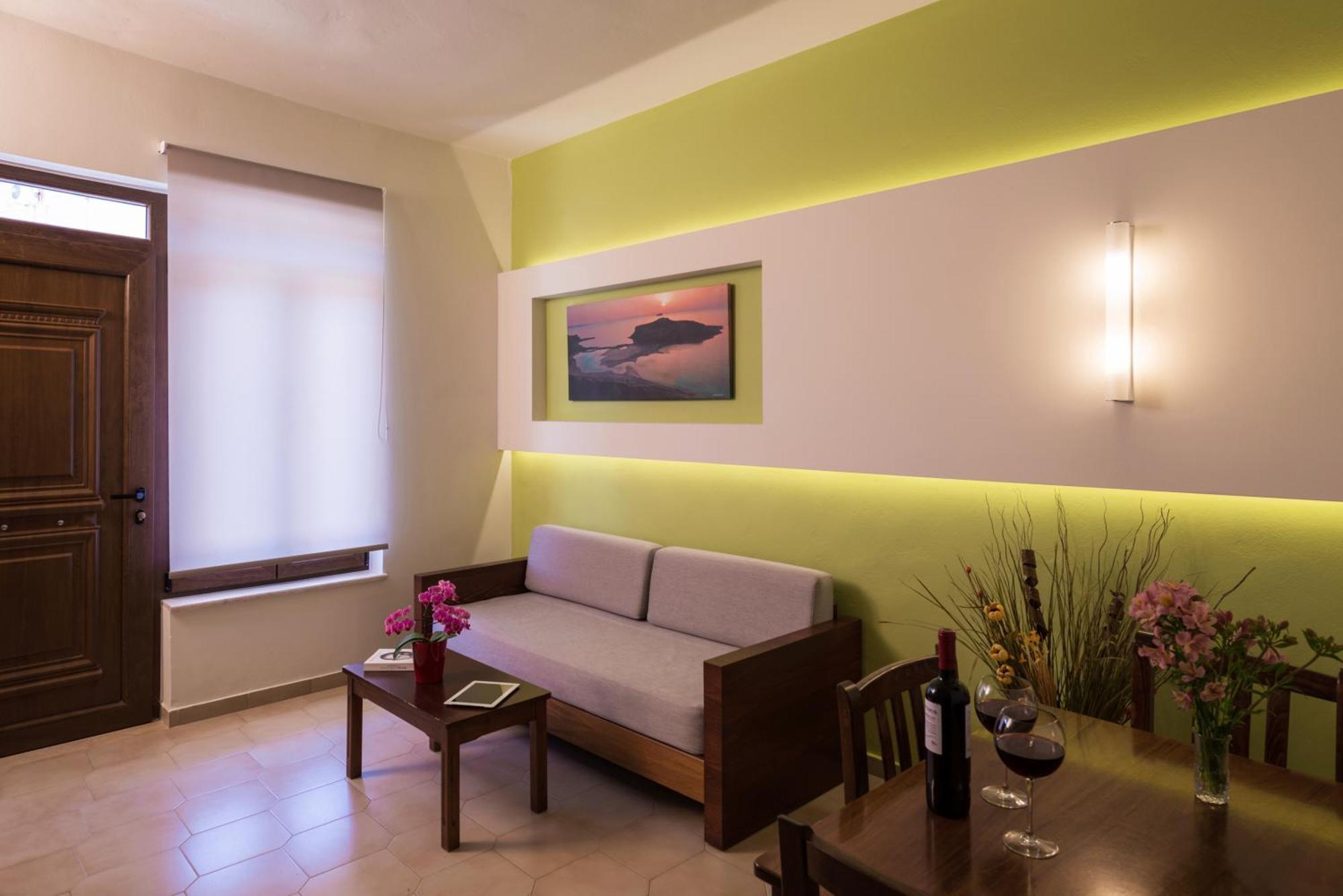 Oscar Suites & Village Agia Marina  Room photo