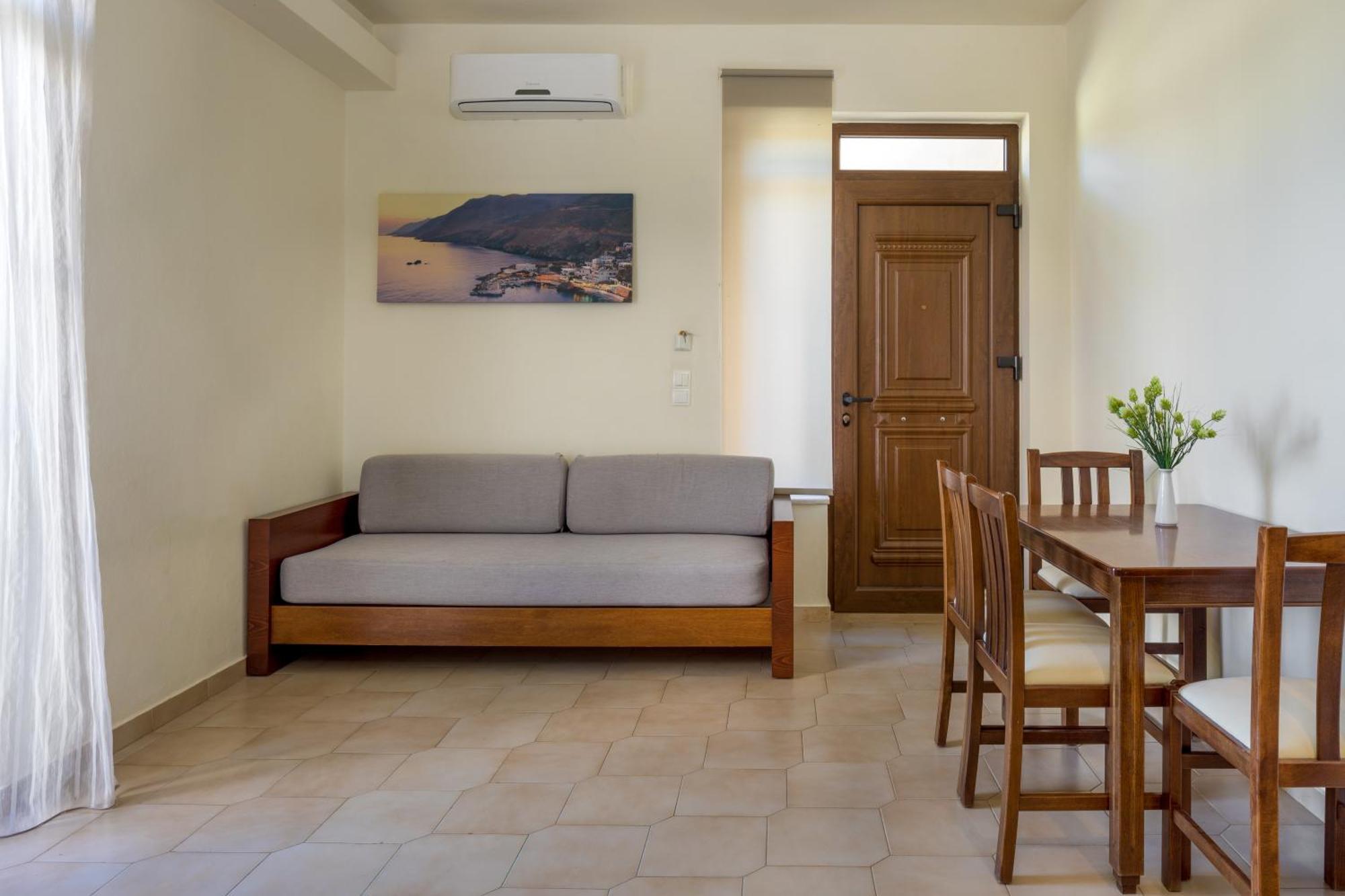 Oscar Suites & Village Agia Marina  Room photo